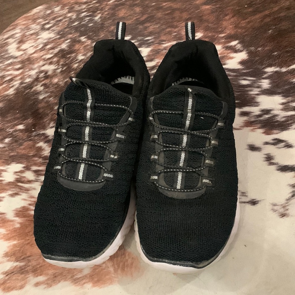 Women’s sneakers
